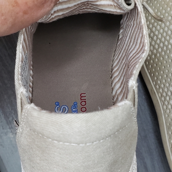 BOBS from Skechers Tan canvas loafers women's size 9 (sa211) - Picture 11 of 12